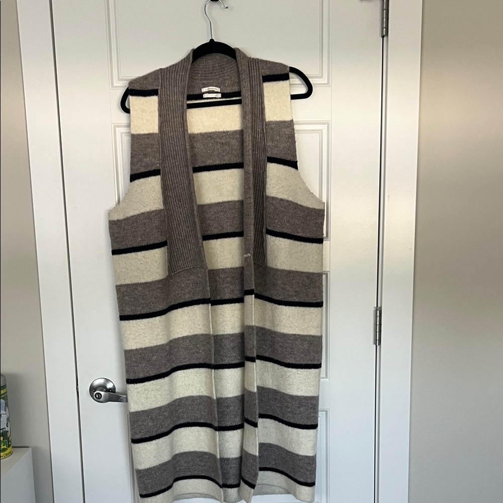 Anthropologie Gray and Black Knit Vest
